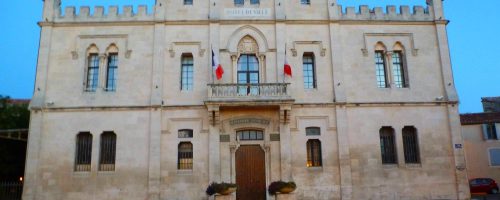 photo-mairie-saint-gilles-30800 Hellonettoyage30 intervient dans la ville de Saint-Gilles (30800)